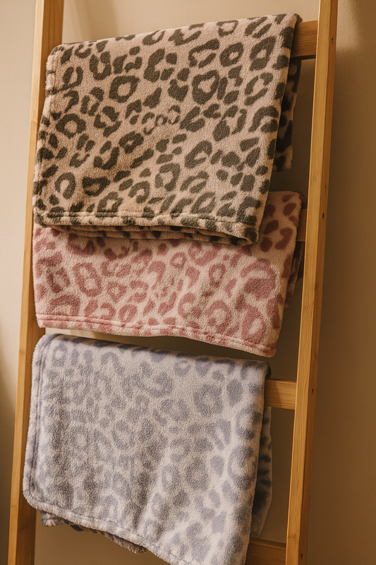 Kuscheldecke LEO personalisiert LE