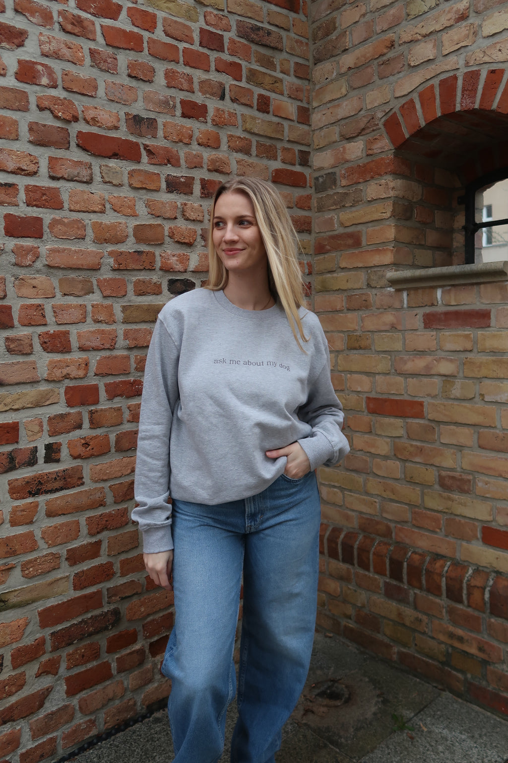 Sweater "ask me about my dog"