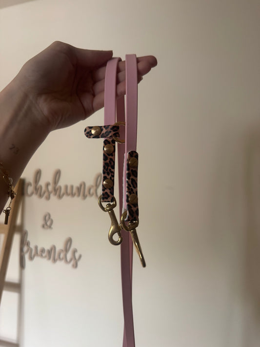 BioThane Crossbody Leine 13mm pastell rosa/leo
