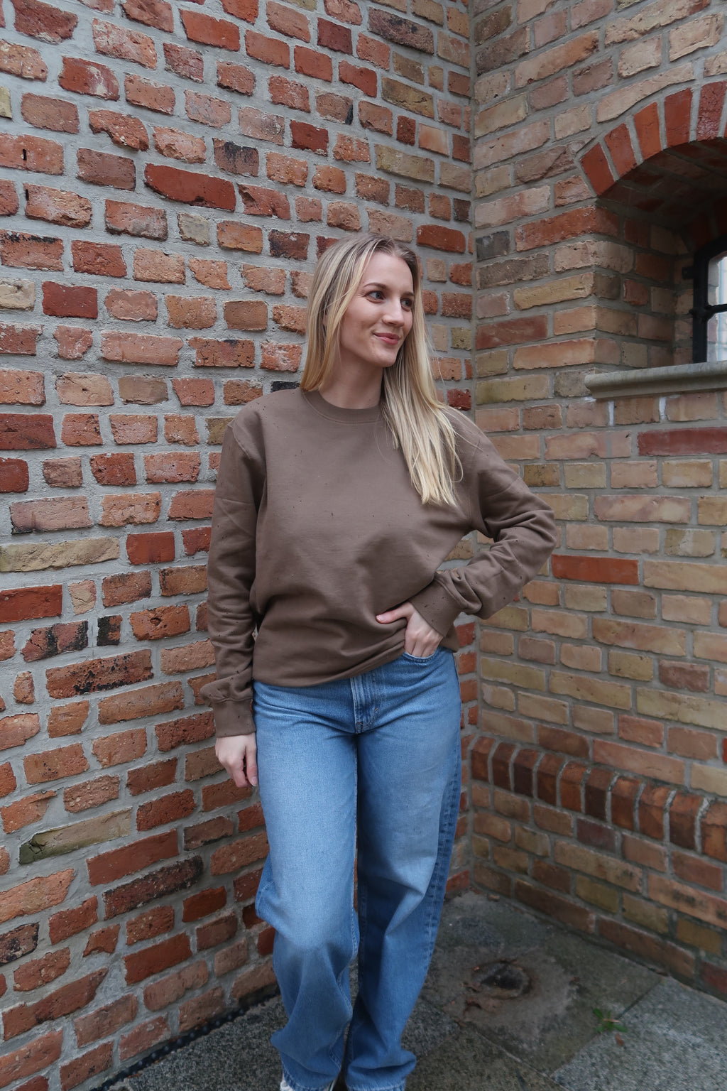 Sweater "Everyday Walkies Club"